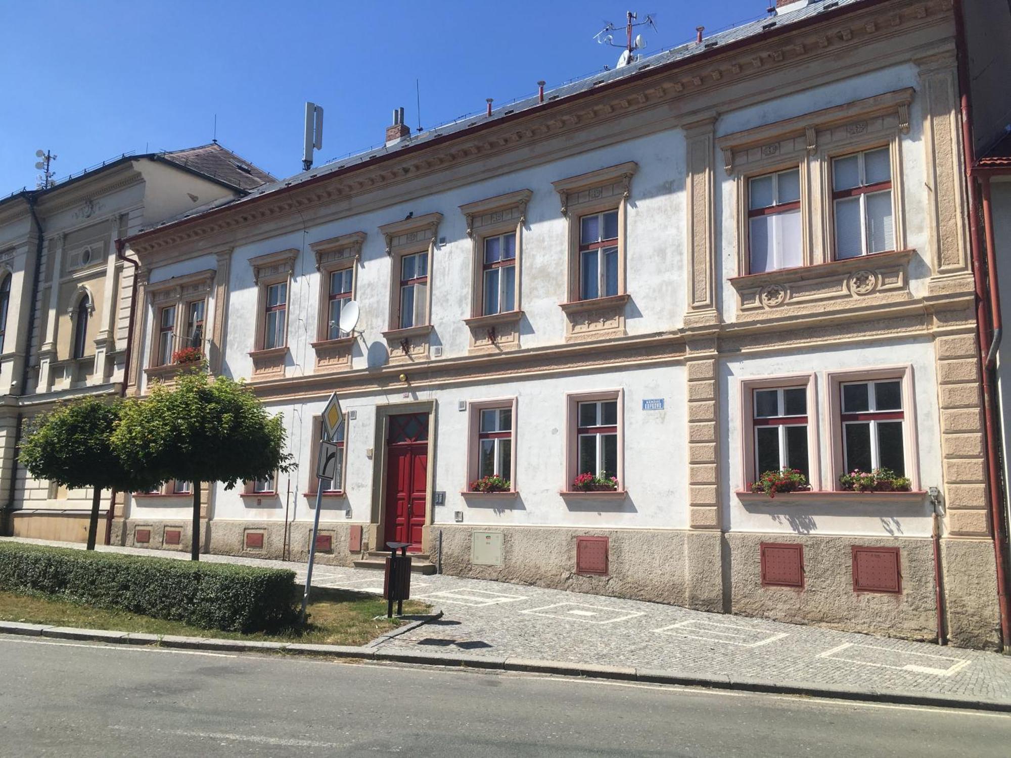 Apartamento Apartman Na Namesti Opočno Exterior foto