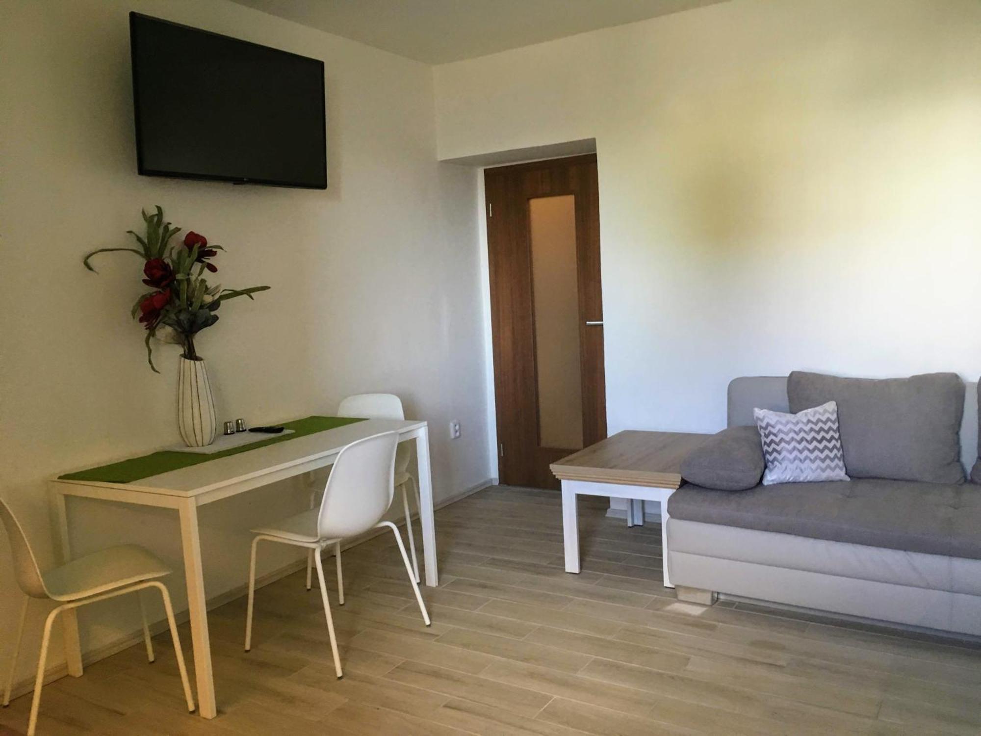 Apartamento Apartman Na Namesti Opočno Exterior foto